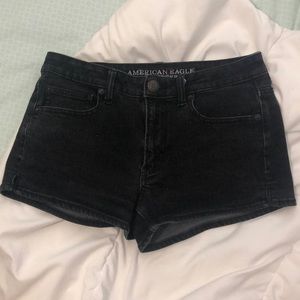 American Eagle black shorts